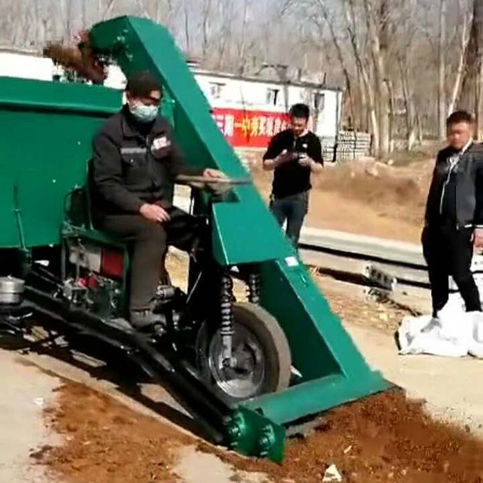 清粪车