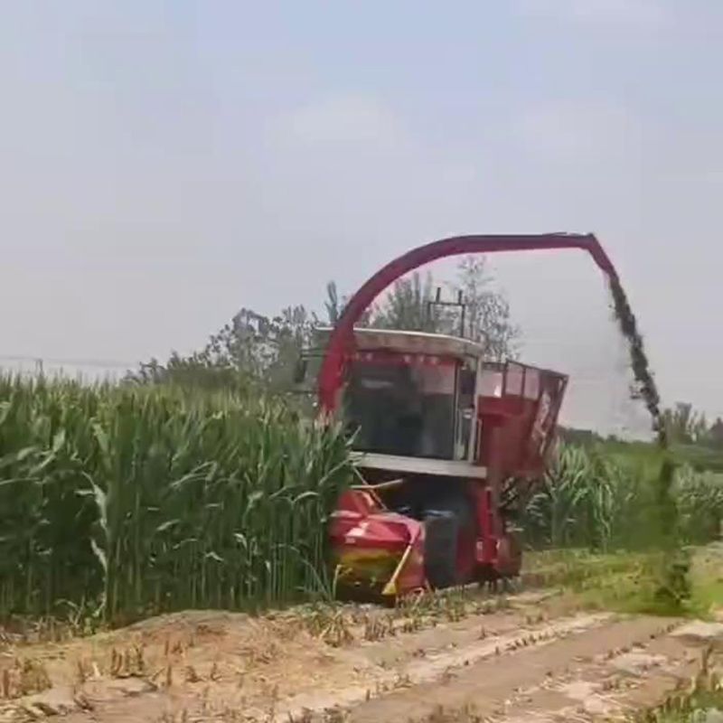 自走式青储机视频